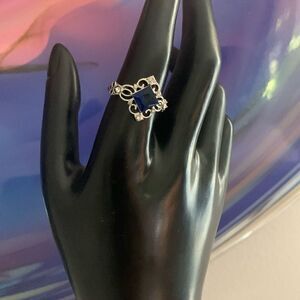 Gorgeous Vintage Blue Cabochon art deco ring, Unmarked